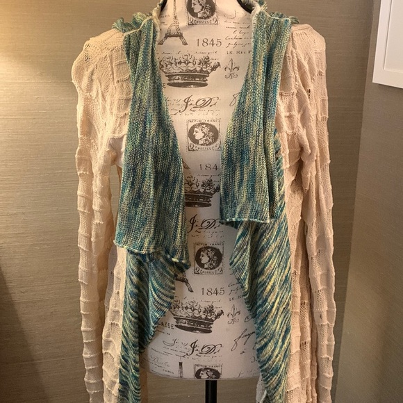 🧶 Slouchy, Cozy, & Kinda Mysterious 🧶 Loose Fit Hooded Sweater – Size M 😌🖤🌧 - Picture 2 of 9